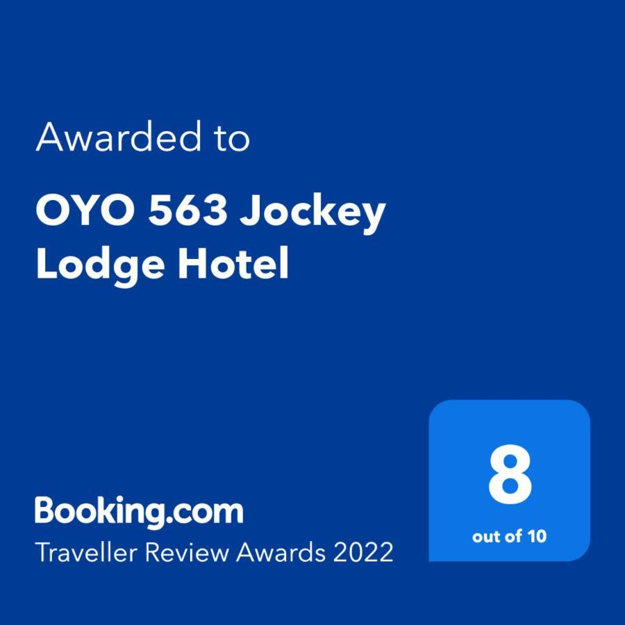 Oyo 563 Jockey Lodge Hotel Сандакан Екстер'єр фото