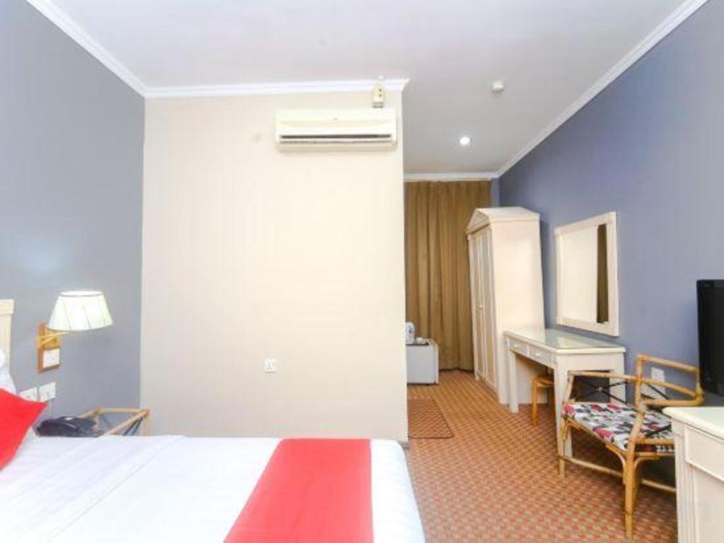 Oyo 563 Jockey Lodge Hotel Сандакан Екстер'єр фото