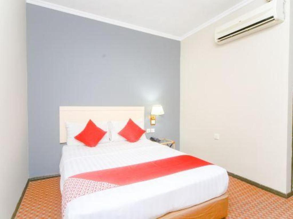 Oyo 563 Jockey Lodge Hotel Сандакан Екстер'єр фото